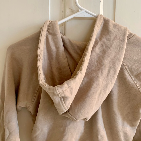 SASKI COLLECTION cropped tan hoodie - Picture 13 of 16